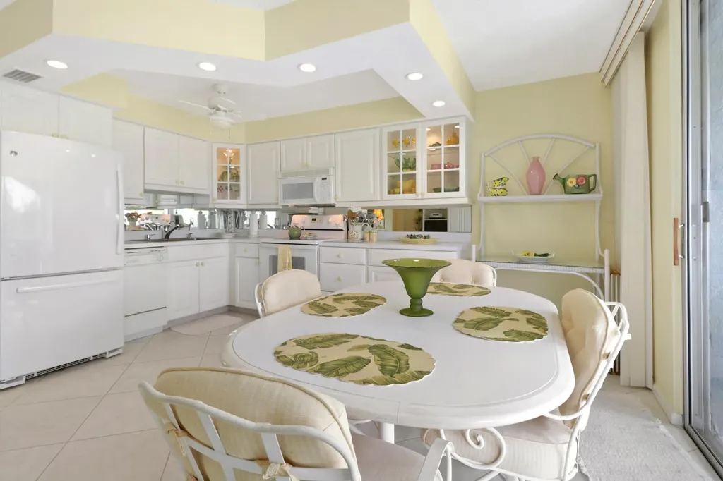 291 S Collier Marco Island FL 34145