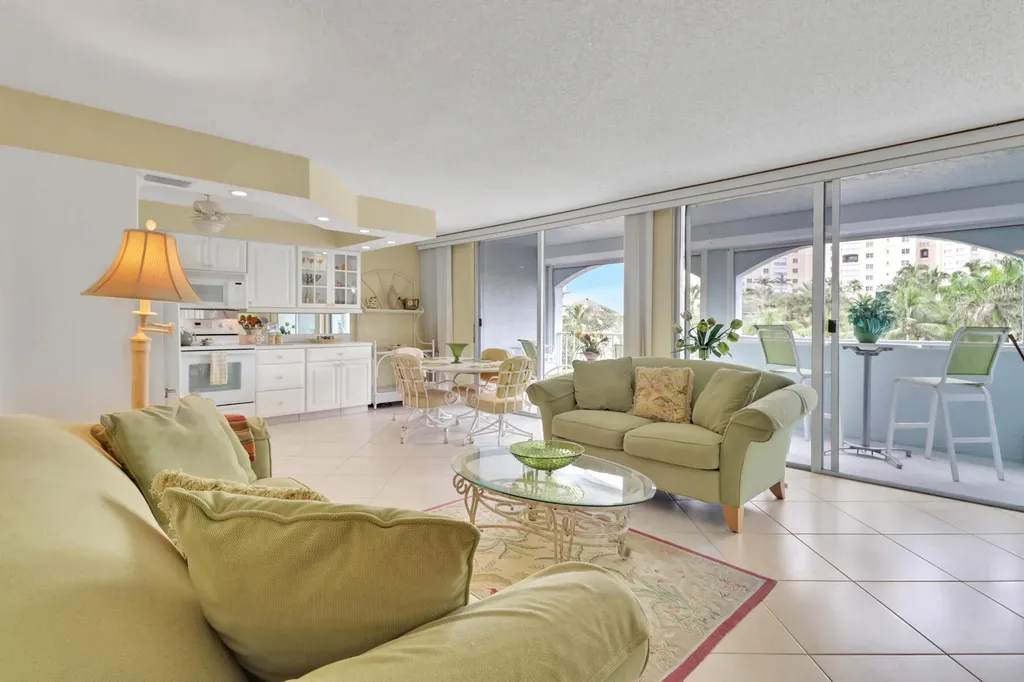 291 S Collier Marco Island FL 34145