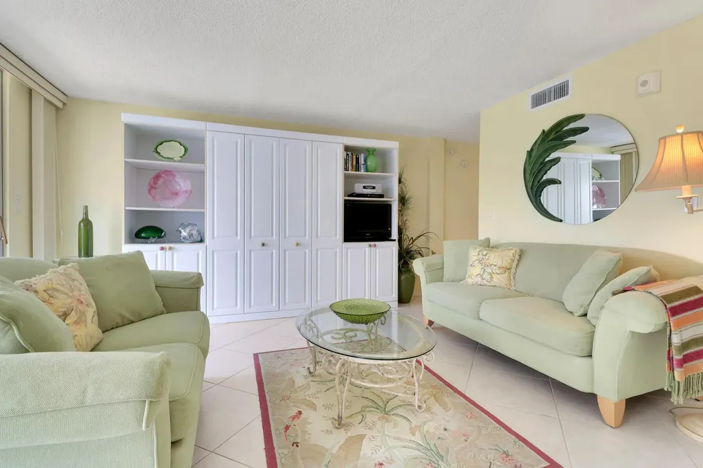 291 S Collier Marco Island FL 34145