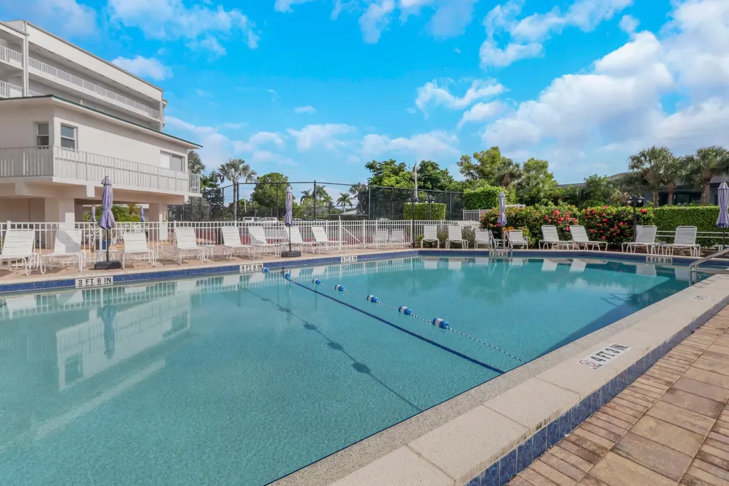 291 S Collier Marco Island FL 34145