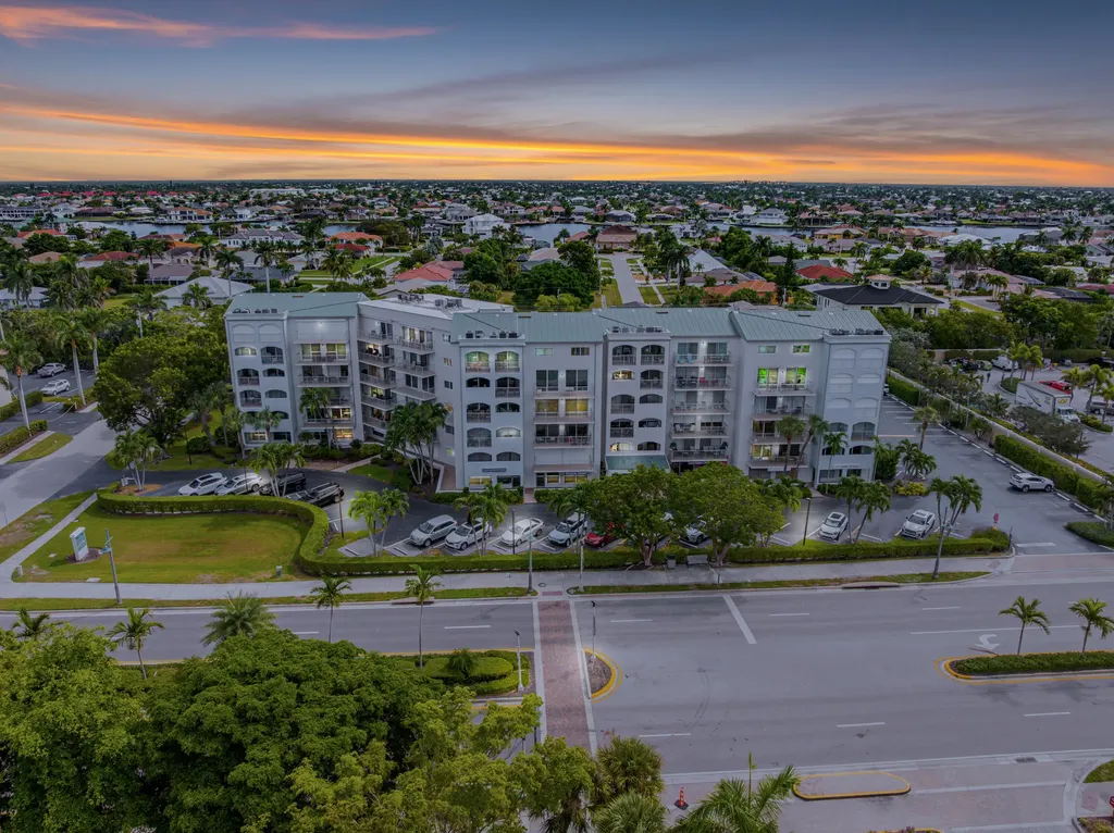 291 S Collier Marco Island FL 34145