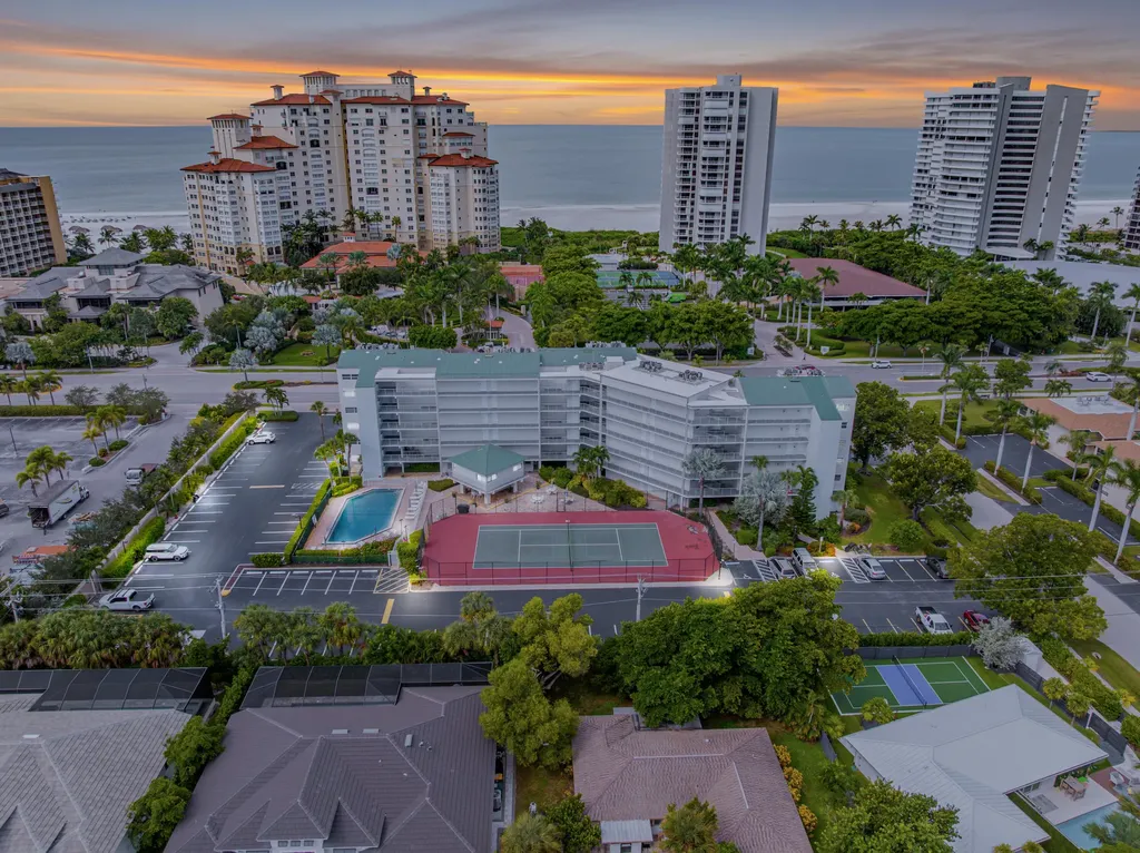 291 S Collier Marco Island FL 34145