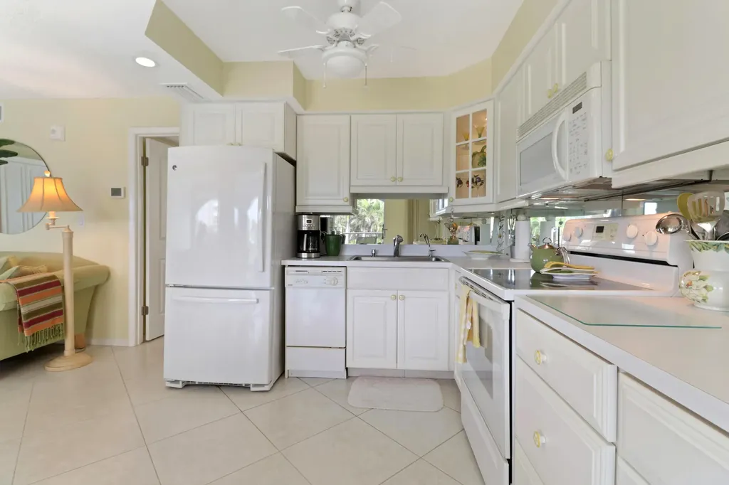 291 S Collier Marco Island FL 34145