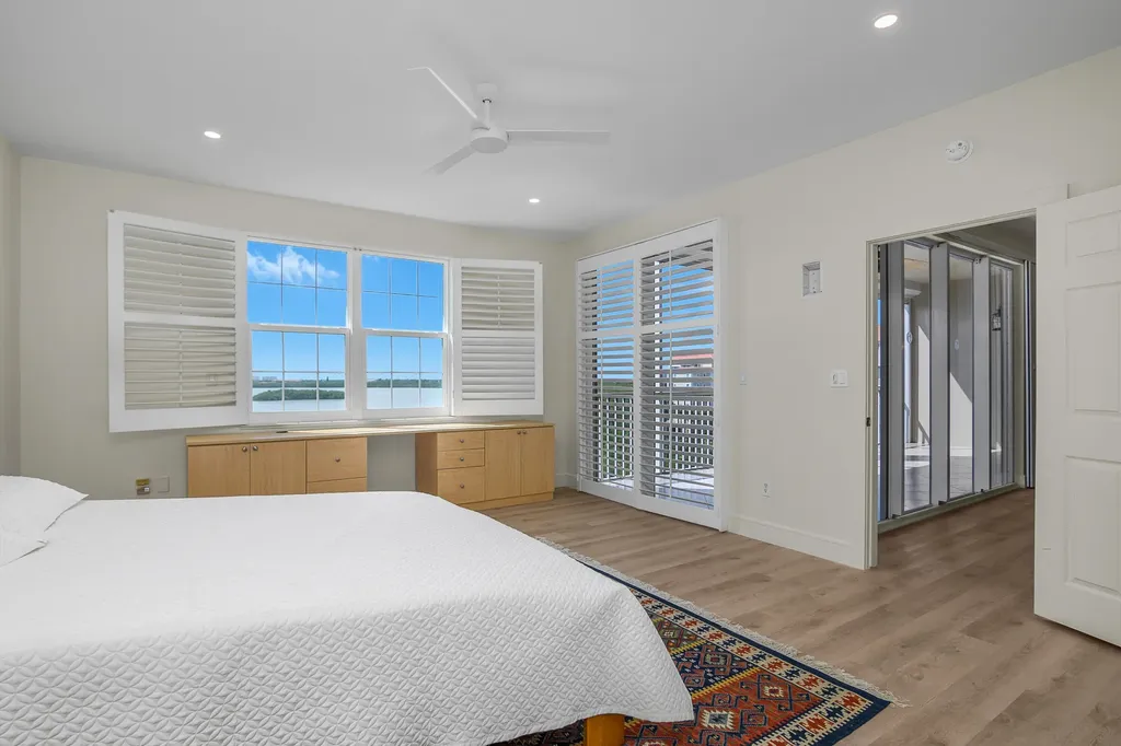 269 Vintage Bay Marco Island FL 34145