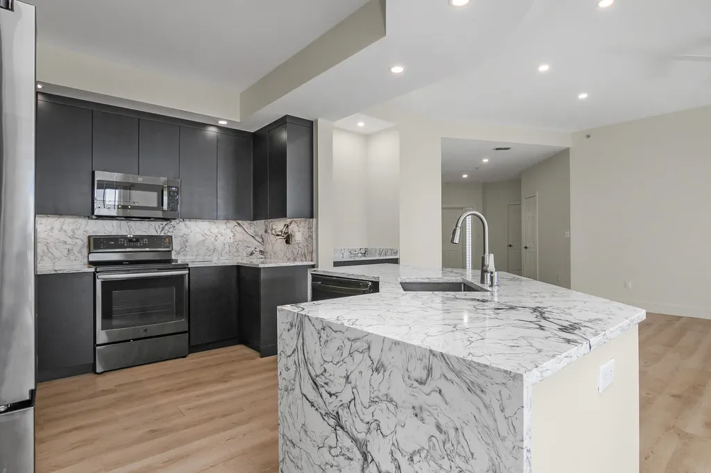 269 Vintage Bay Marco Island FL 34145