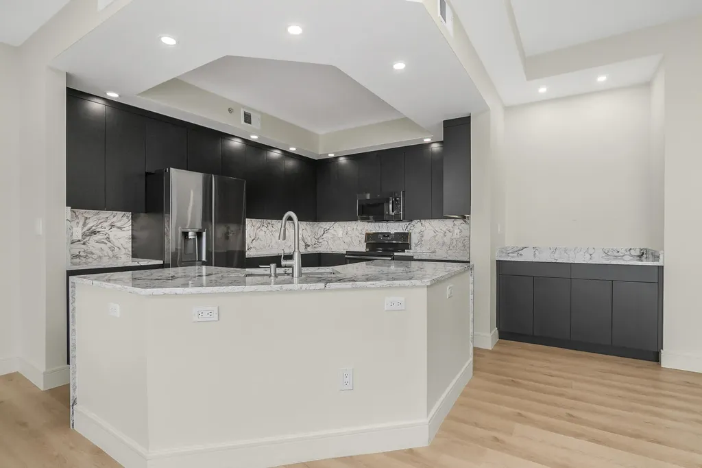 269 Vintage Bay Marco Island FL 34145