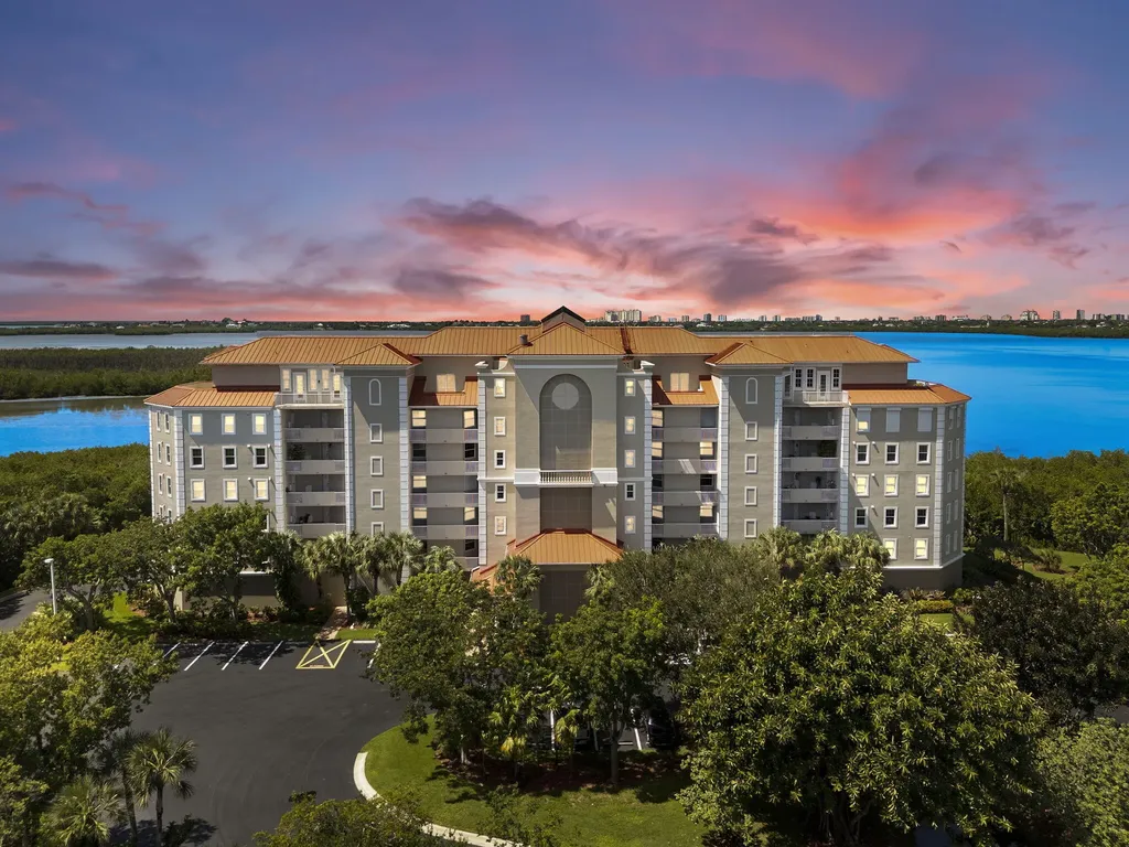 337 Vintage Bay Drive Marco Island FL 34145