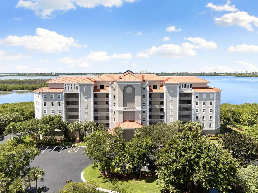 337 Vintage Bay Drive Marco Island FL 34145