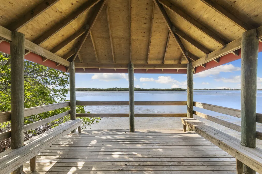 337 Vintage Bay Drive Marco Island FL 34145