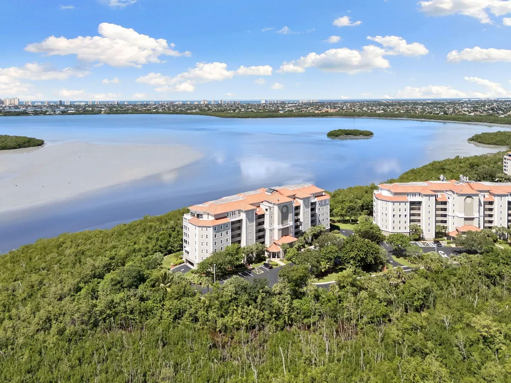 337 Vintage Bay Drive Marco Island FL 34145