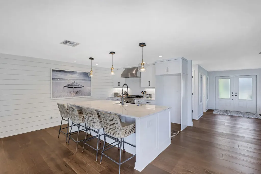 334 Polynesia Court Marco Island FL 34145