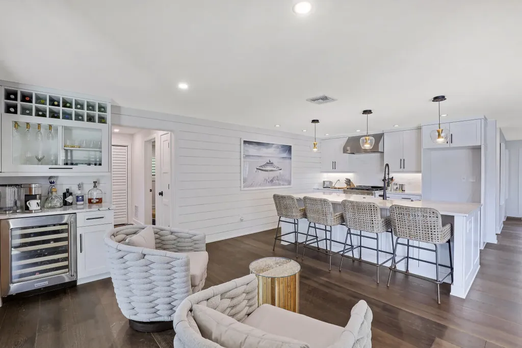 334 Polynesia Court Marco Island FL 34145