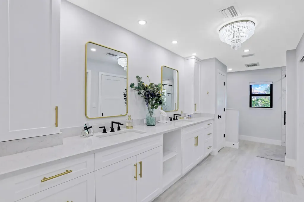 334 Polynesia Court Marco Island FL 34145