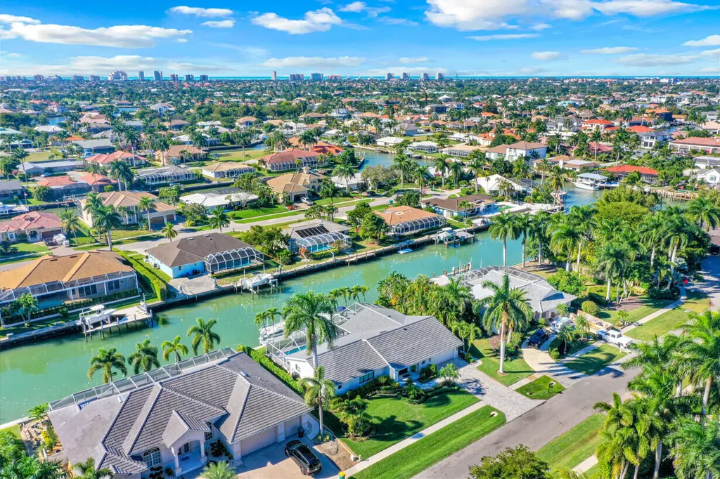 334 Polynesia Court Marco Island FL 34145