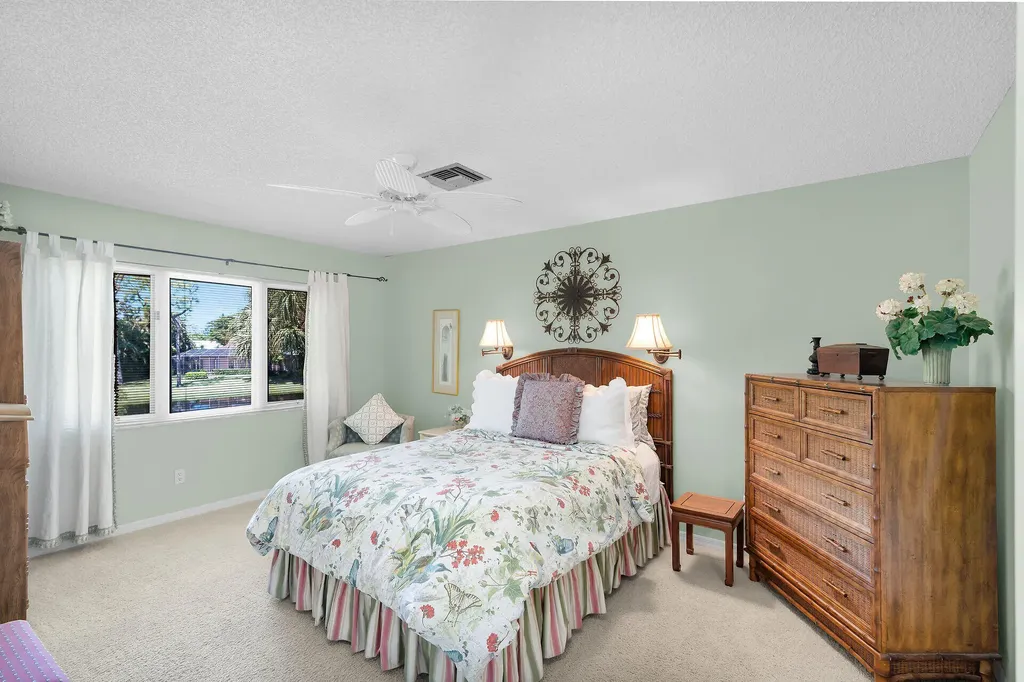 1561 Oyster Catcher Point Naples FL 34105