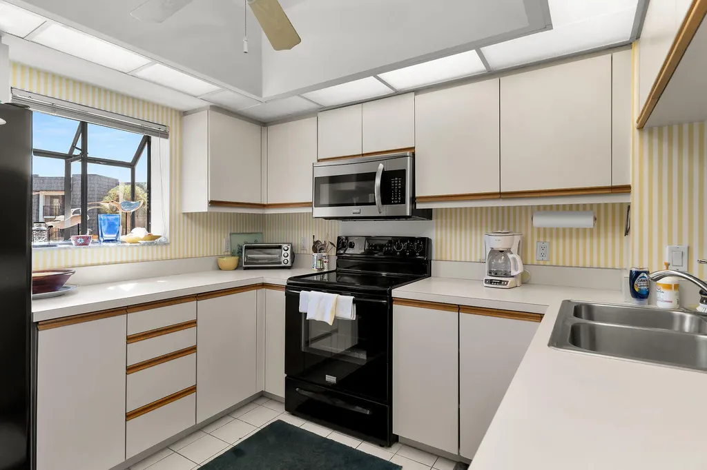 1561 Oyster Catcher Point Naples FL 34105