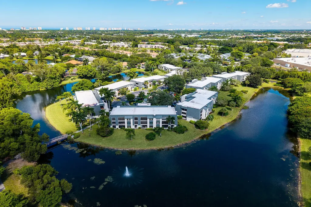 1561 Oyster Catcher Point Naples FL 34105