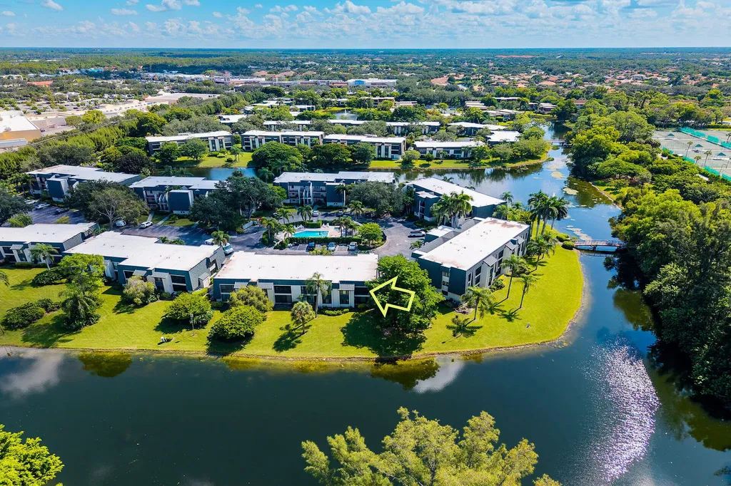 1561 Oyster Catcher Point Naples FL 34105