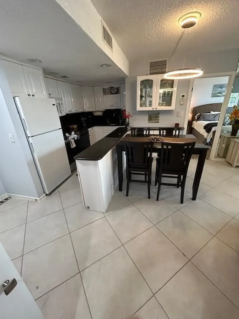 180 Seaview Court Marco Island FL 34145