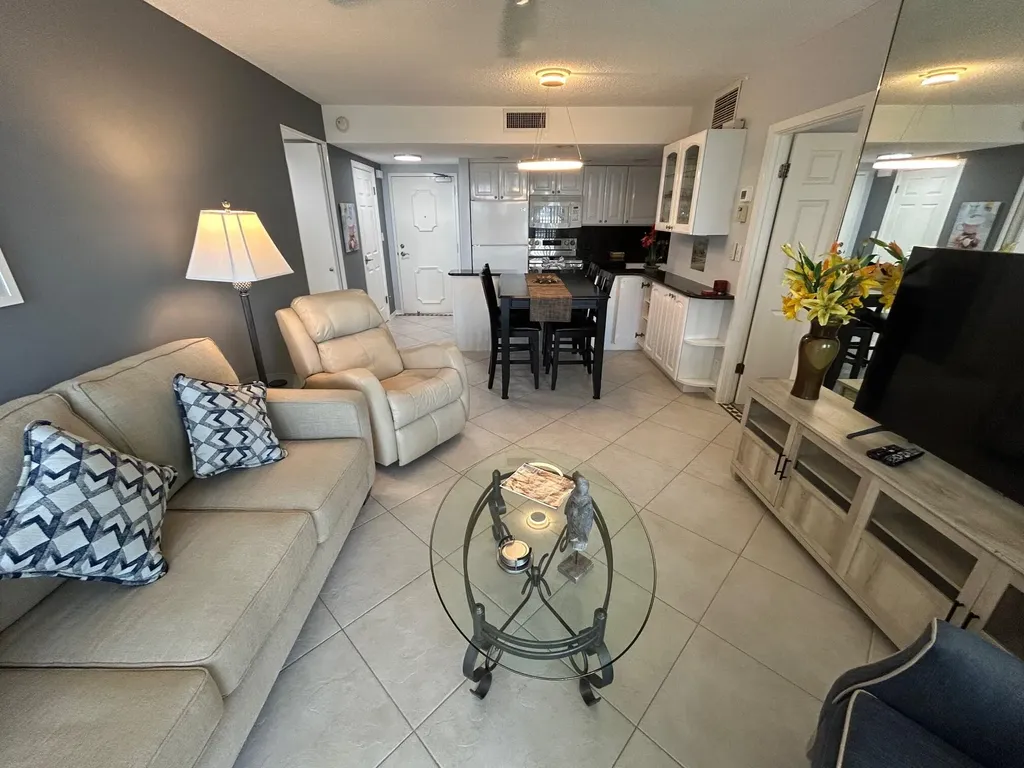 180 Seaview Court Marco Island FL 34145