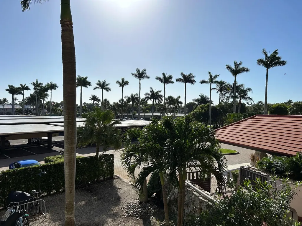 180 Seaview Court Marco Island FL 34145