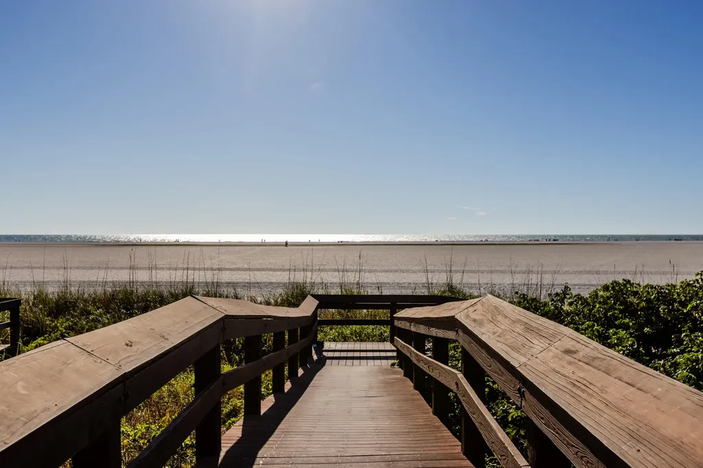 220 Seaview Court Marco Island FL 34145