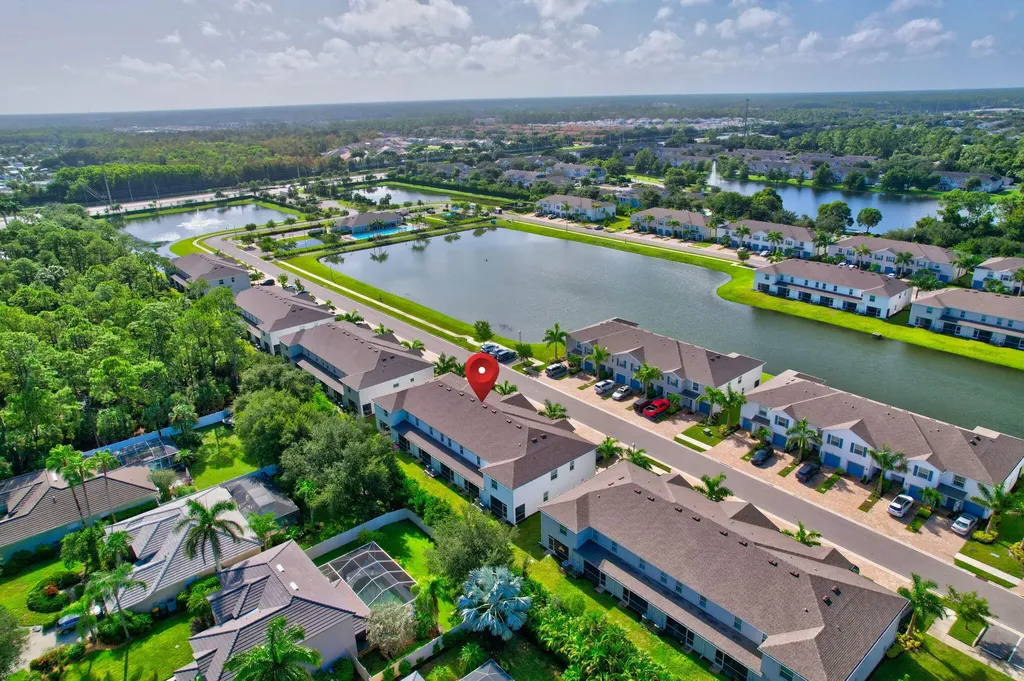 15489 Wildflower Circle Naples FL 34119