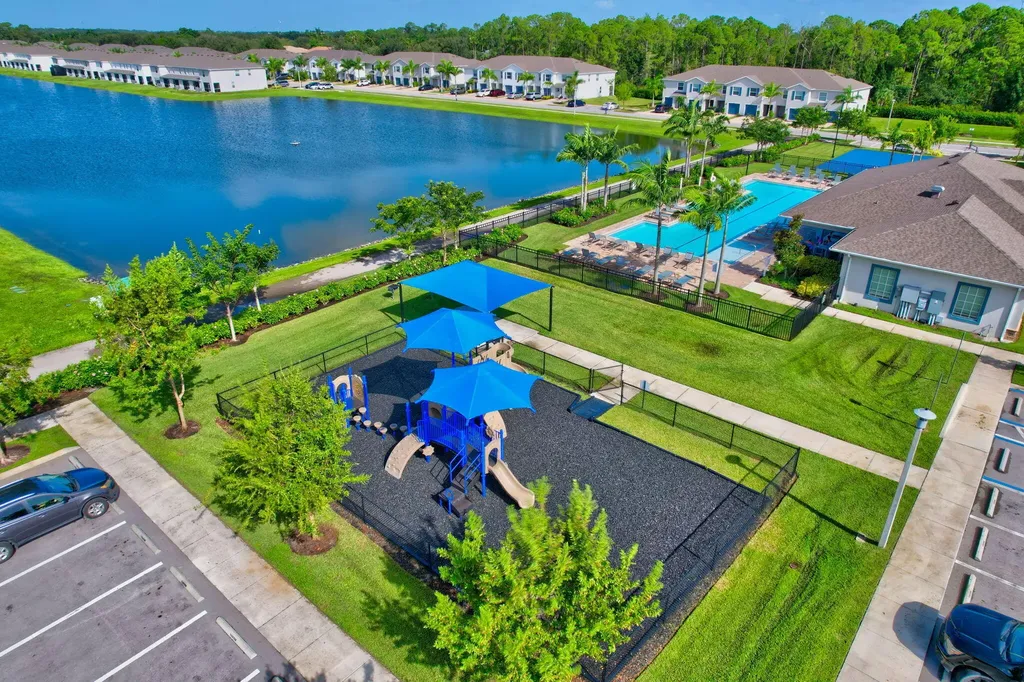 15489 Wildflower Circle Naples FL 34119