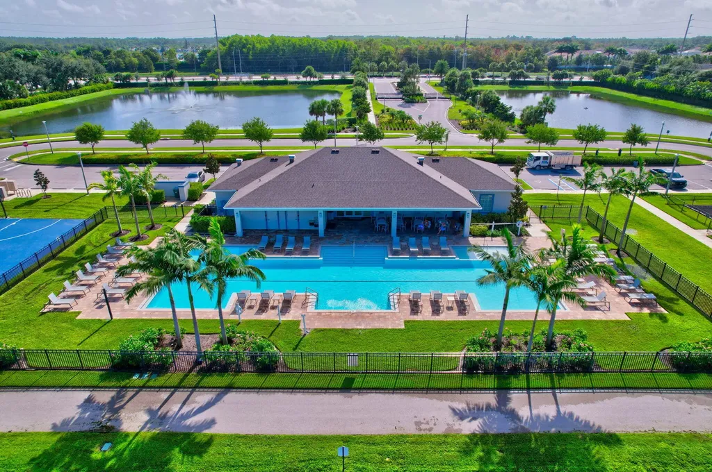 15489 Wildflower Circle Naples FL 34119