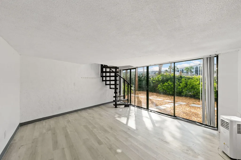 1031 Anglers Cove Marco Island FL 34145