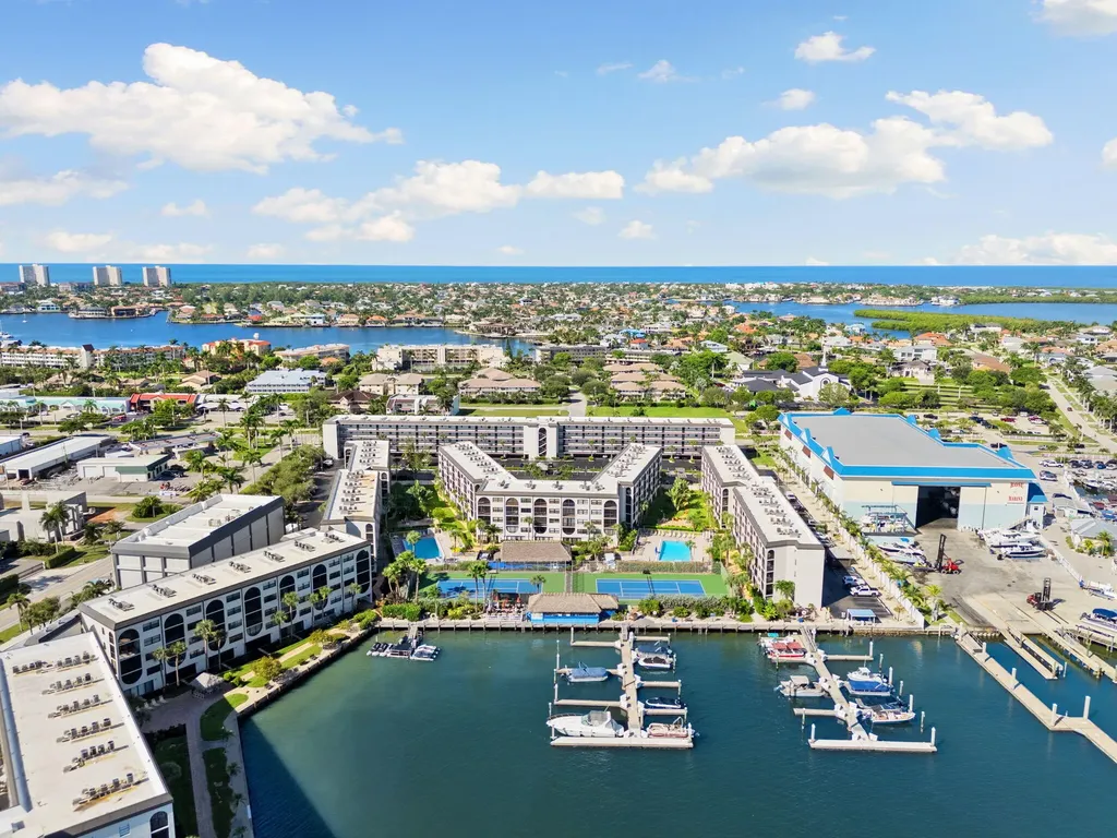 1031 Anglers Cove Marco Island FL 34145