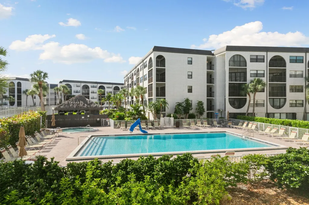 1031 Anglers Cove Marco Island FL 34145