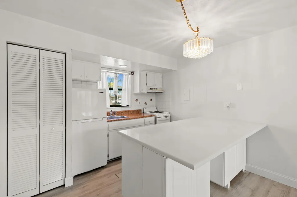 1031 Anglers Cove Marco Island FL 34145