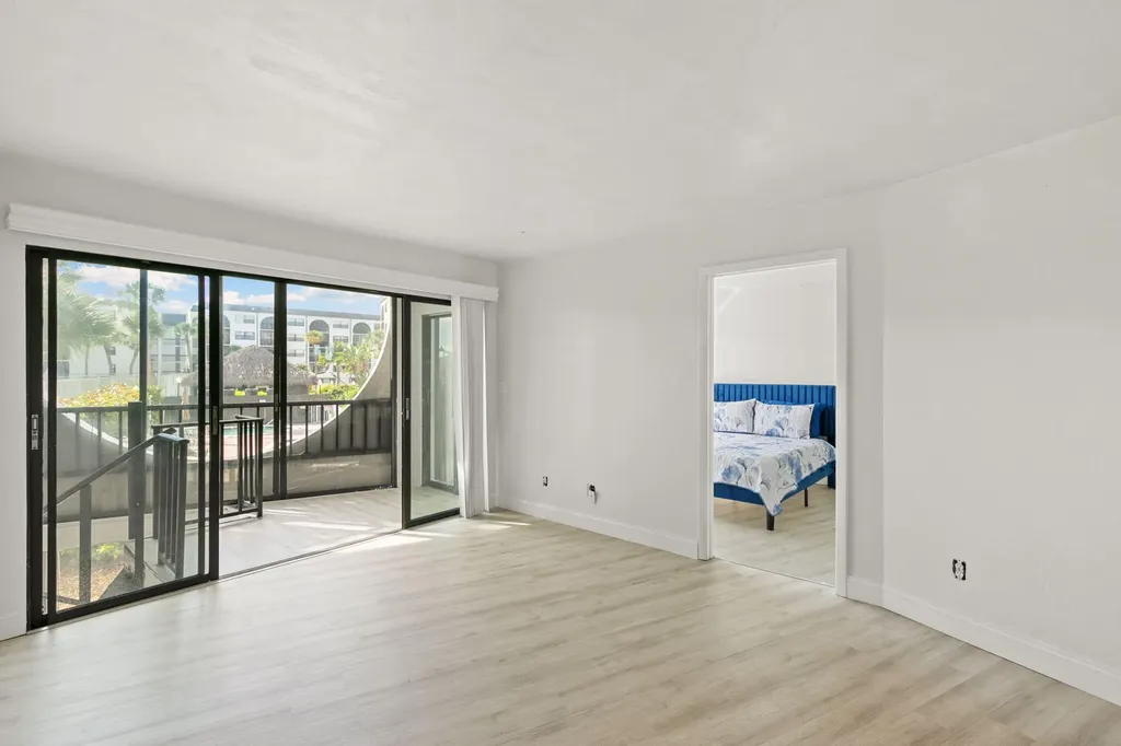 1031 Anglers Cove Marco Island FL 34145