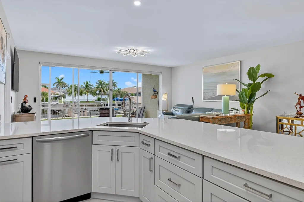 214 Waterway Marco Island FL 34145