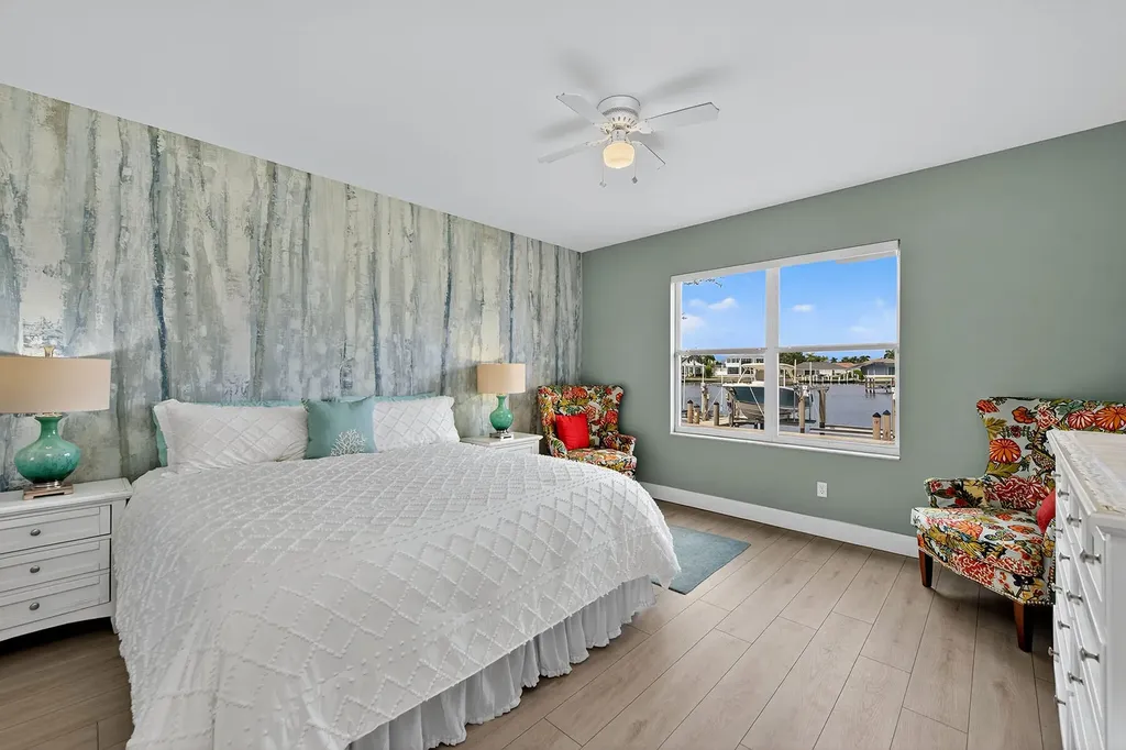 214 Waterway Marco Island FL 34145