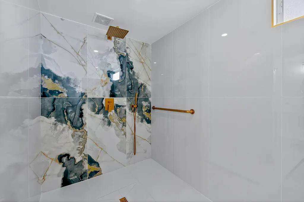 214 Waterway Marco Island FL 34145