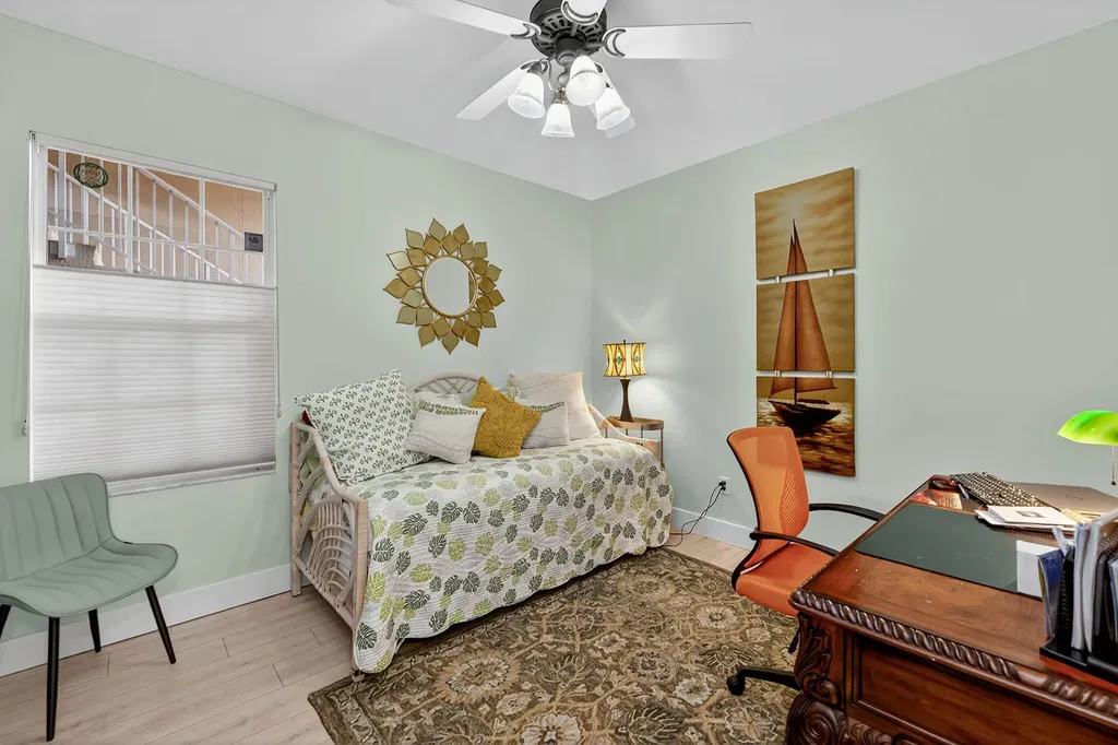 214 Waterway Marco Island FL 34145