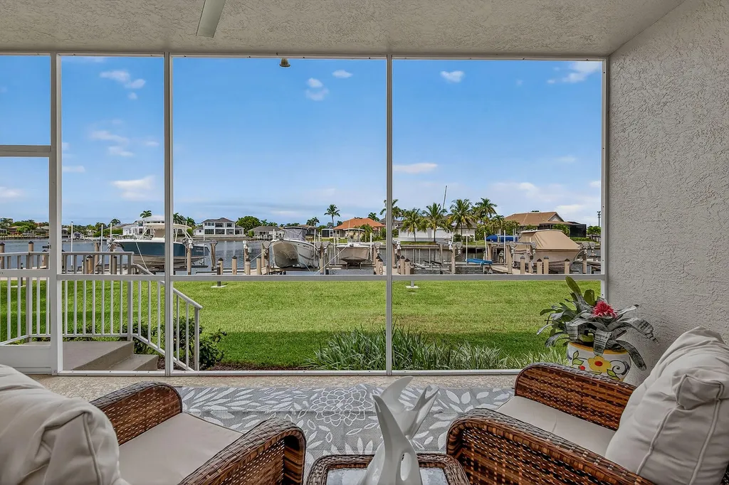 214 Waterway Marco Island FL 34145