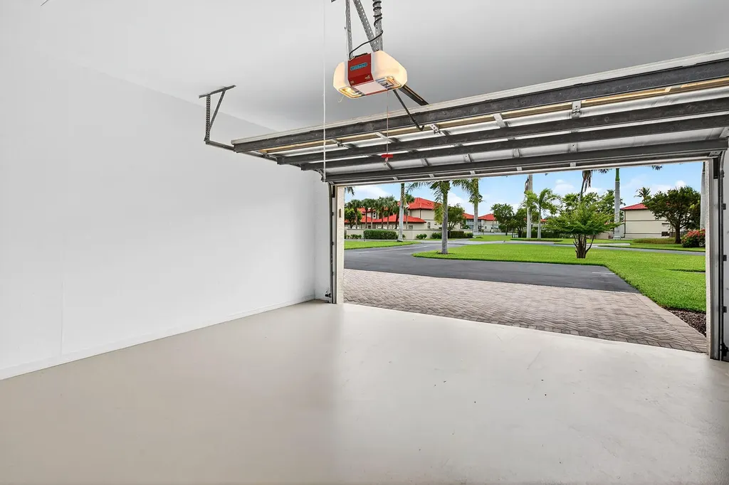 214 Waterway Marco Island FL 34145