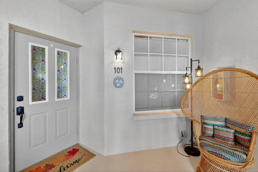 214 Waterway Marco Island FL 34145