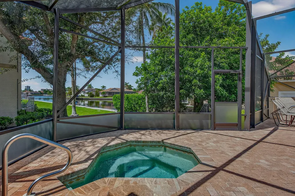 214 Waterway Marco Island FL 34145