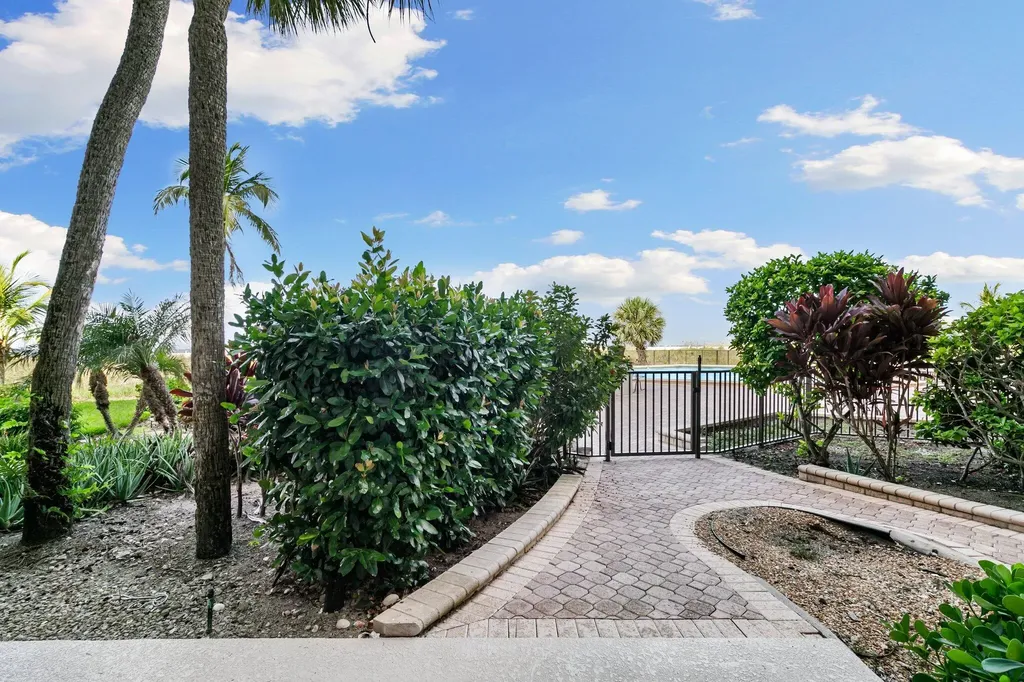 180 Seaview Court Marco Island FL 34145