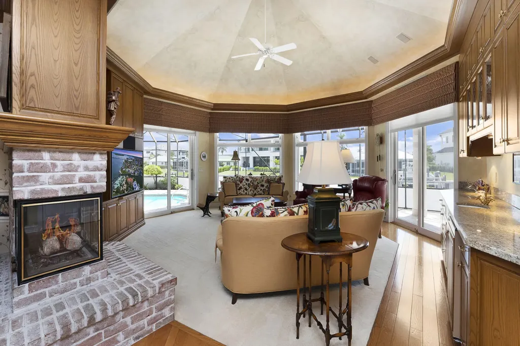 1291 Laurel Court Marco Island FL 34145