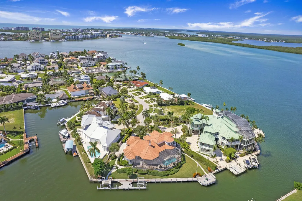 1291 Laurel Court Marco Island FL 34145