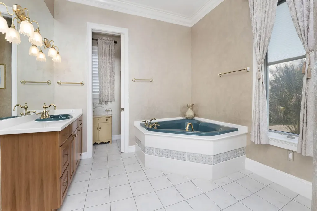 1291 Laurel Court Marco Island FL 34145