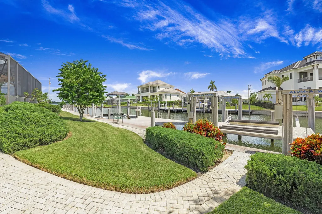 1291 Laurel Court Marco Island FL 34145