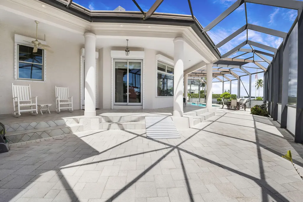 1291 Laurel Court Marco Island FL 34145