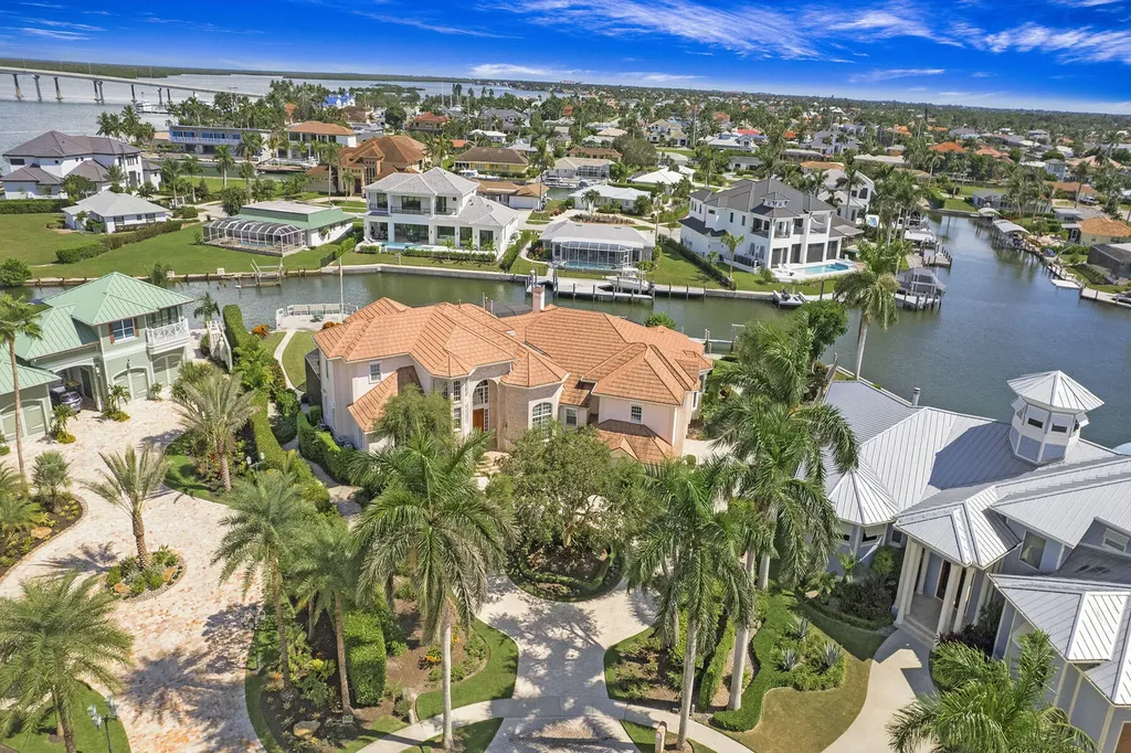 1291 Laurel Court Marco Island FL 34145