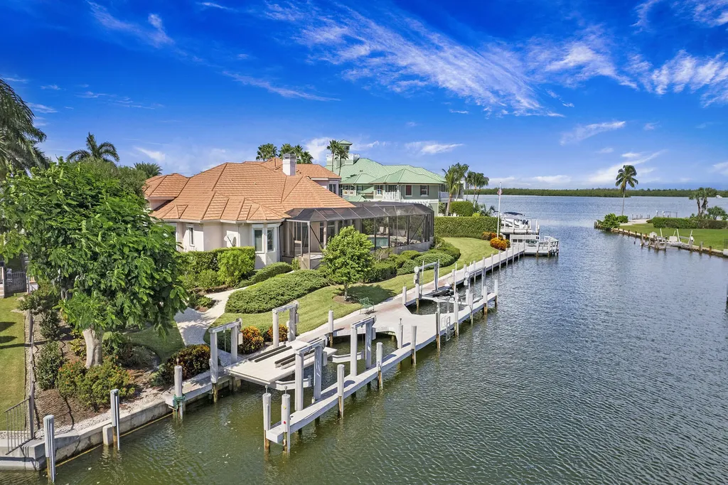 1291 Laurel Court Marco Island FL 34145